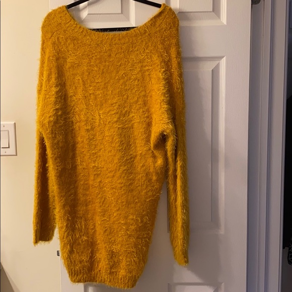 baggy sweater - Picture 2 of 2